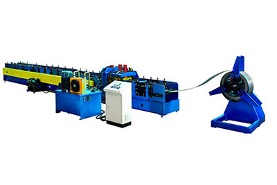 Máquina perfiladeira de calhas